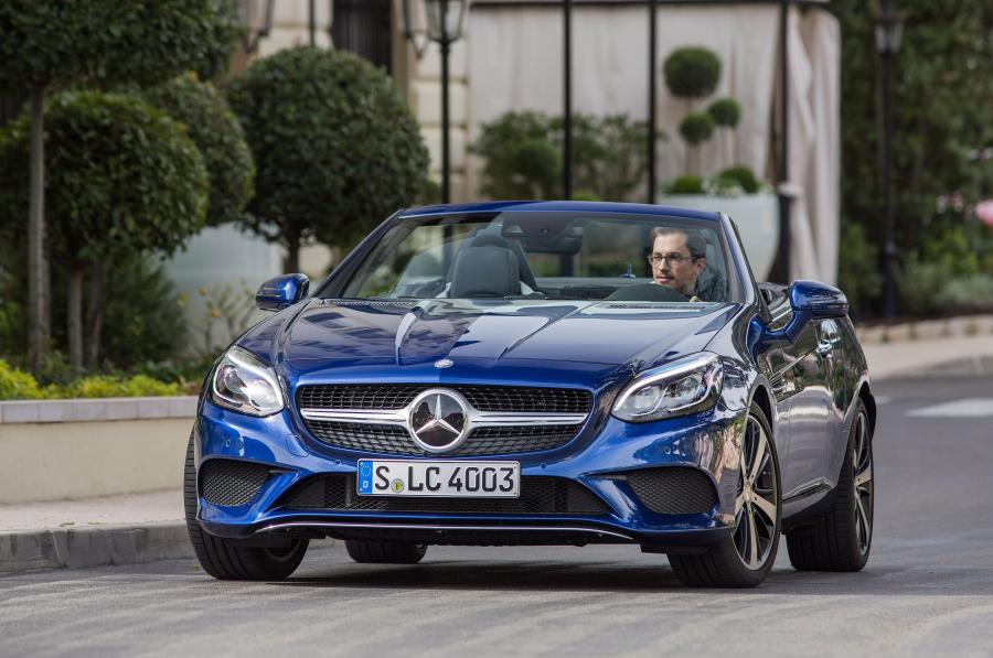  Mercedes-Benz SLC300 2016 года  (фото 10 из 22)